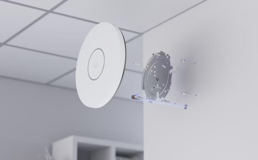 Ubiquiti UniFi U7 Pro XGS